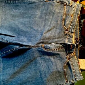 Talbots jeans straight leg and stretchy fabric denim